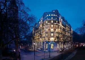 Гостиница Corinthia London