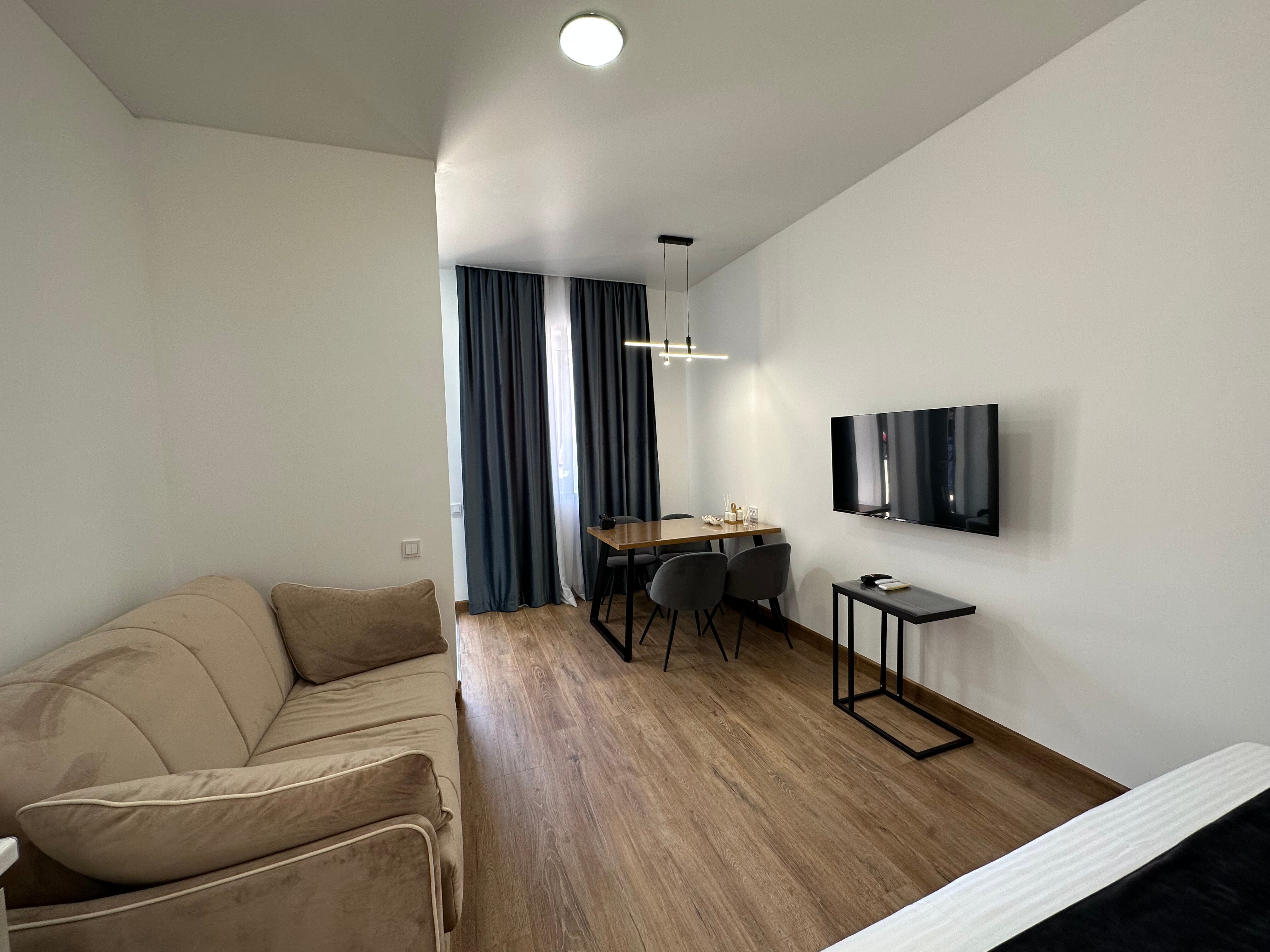 Фото Атмосфера