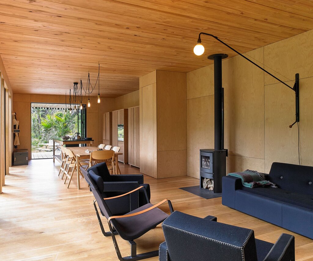 Furniture store Saga Veneers Trading, Dubai, photo