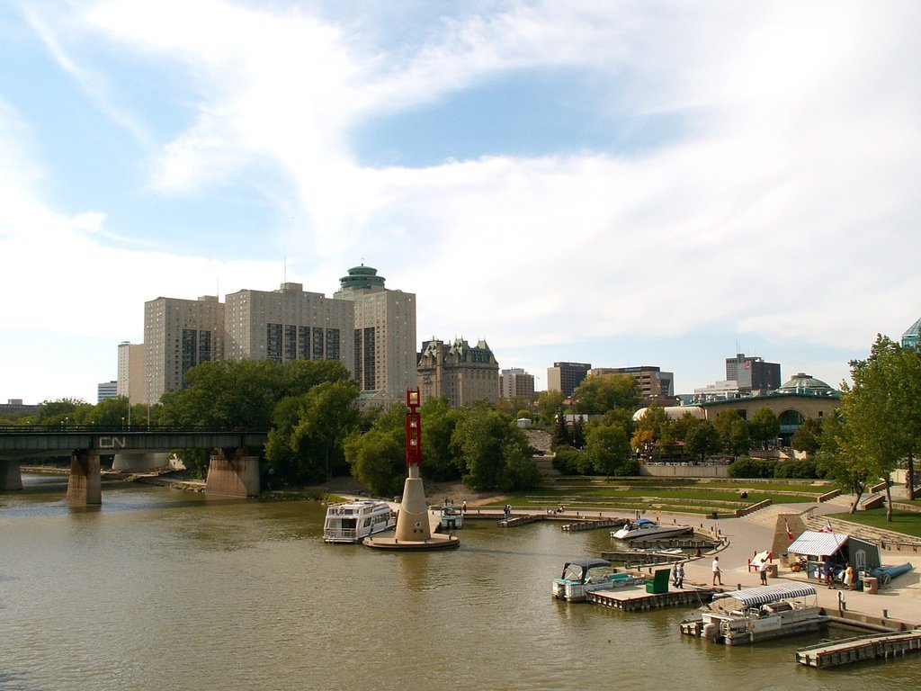 Фото Holiday Inn and Suites Winnipeg Downtown