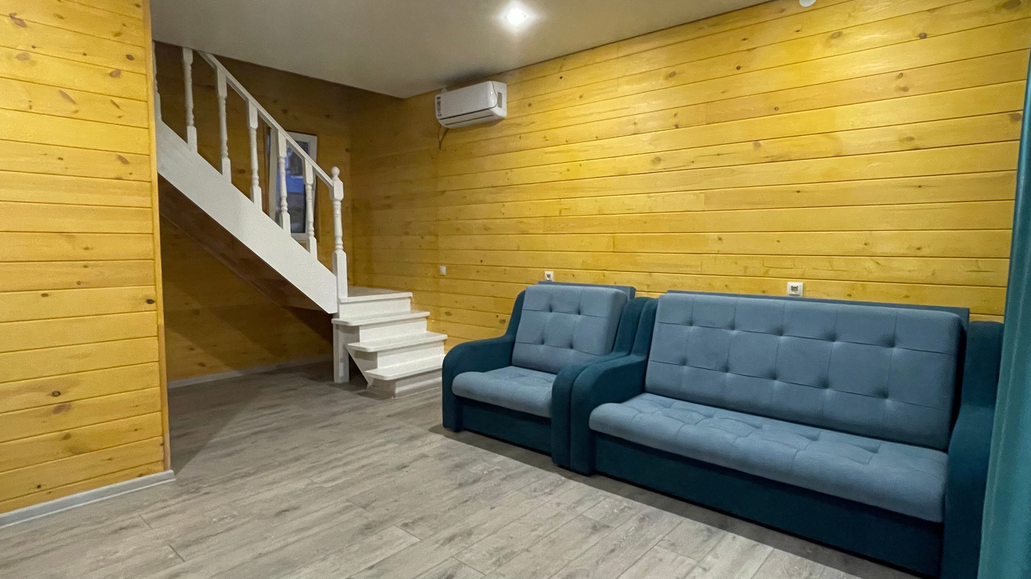 Фото Golden House