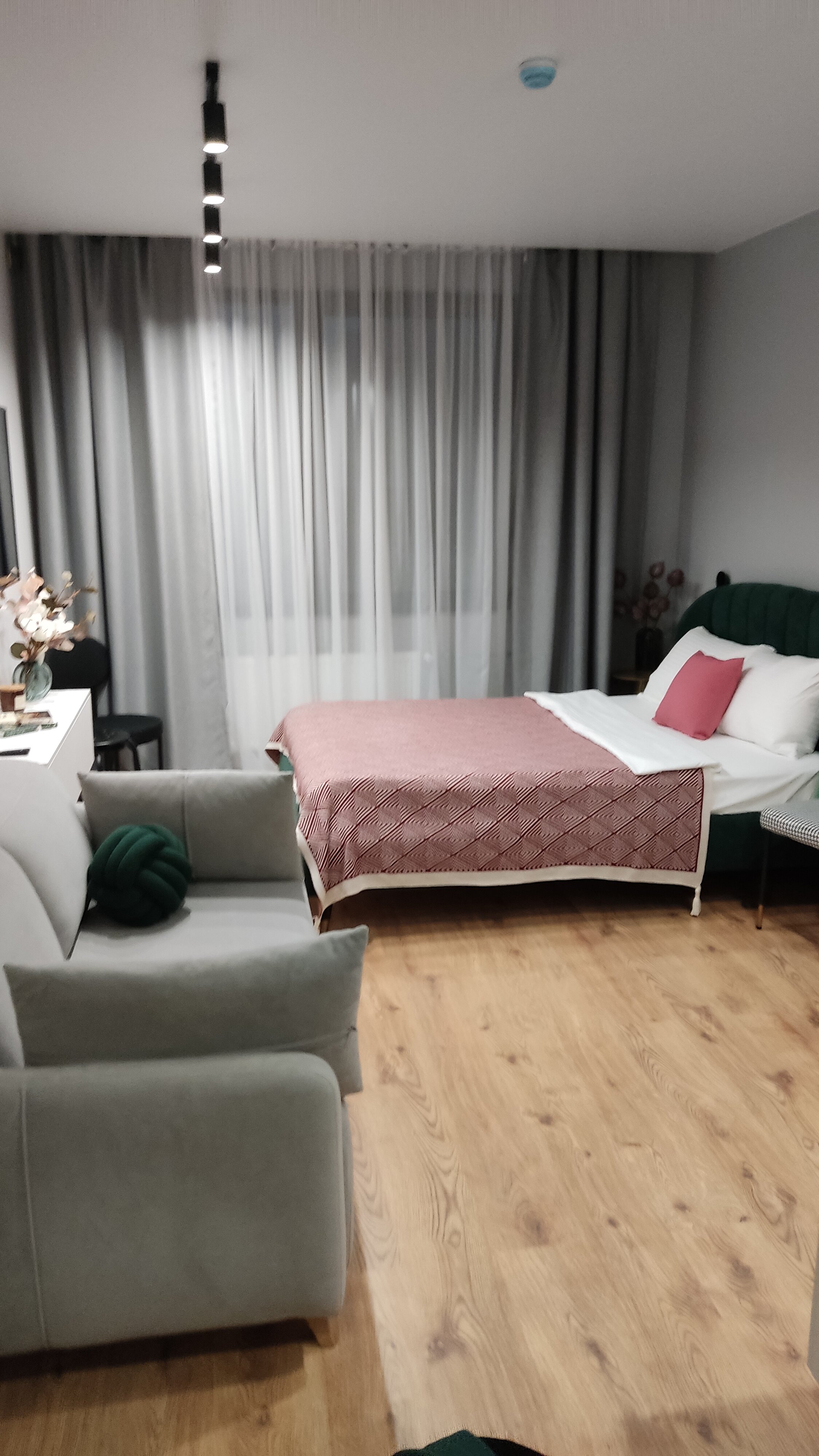 Фото Kirovsky Avenir