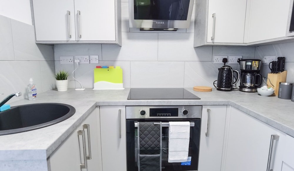 Фото Chadburn House by Your Lettings Uk