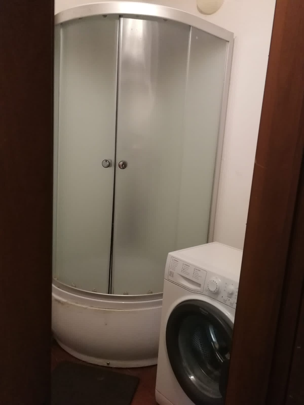 Фото В центре