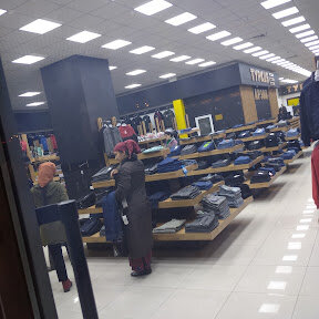 Dostning xotini bilan yechinmasdan jinsiy aloqa qilish