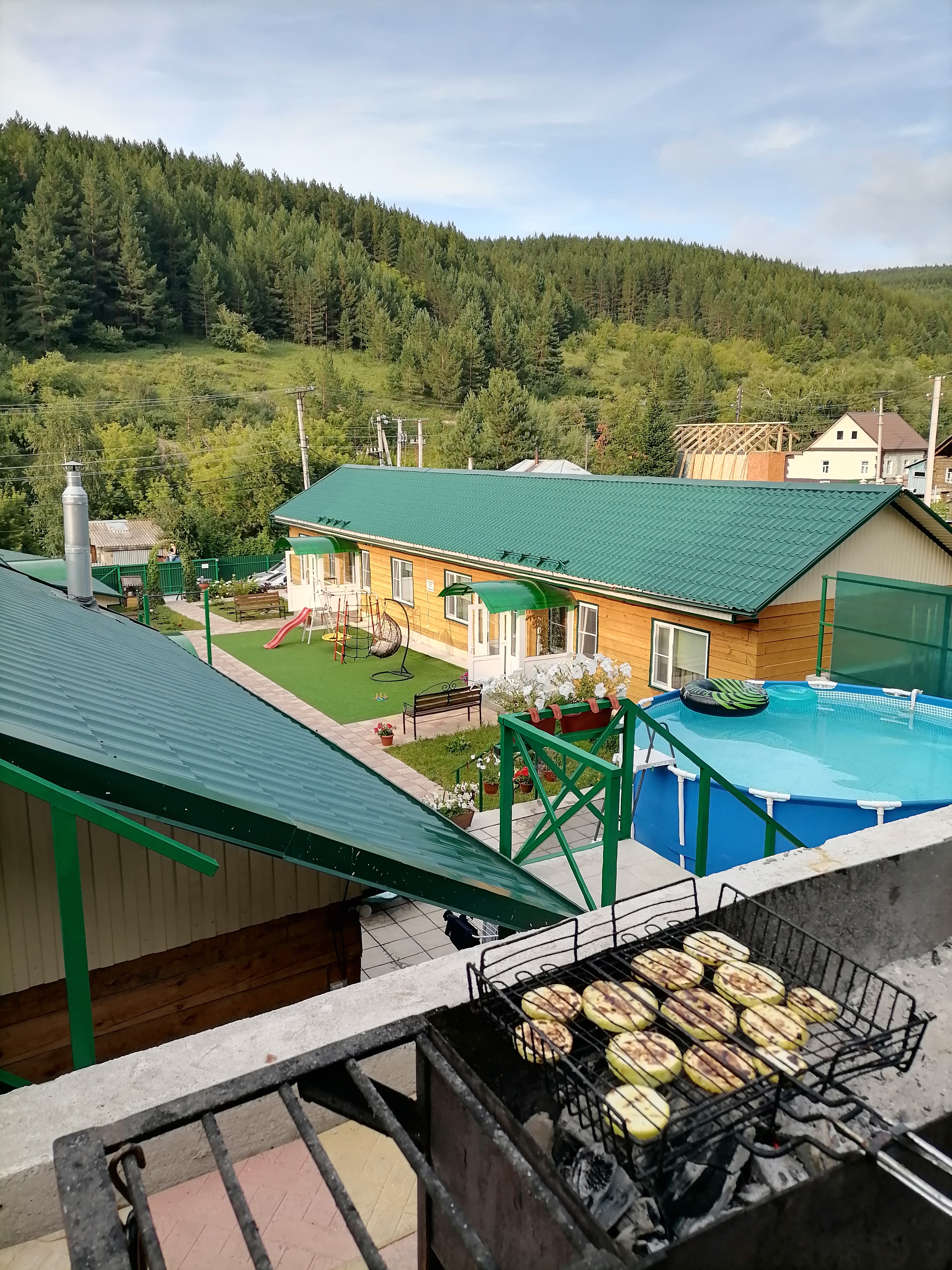 Фото отеля 2