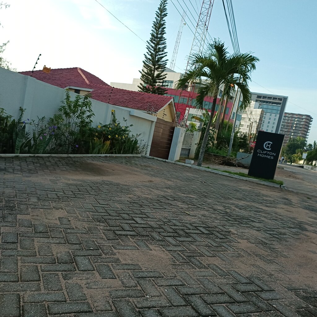 Housing complex The Gallery Appartments, Accra, photo