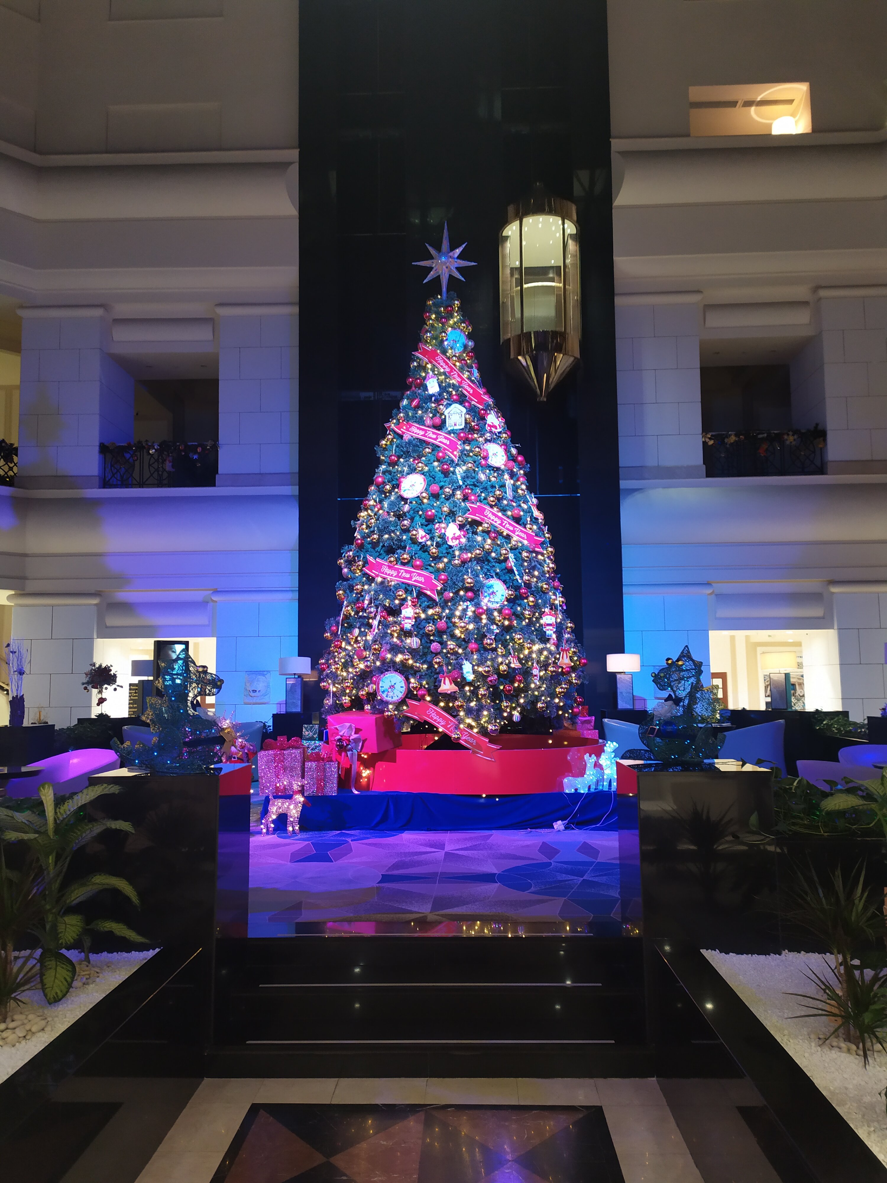 Фото Azimut Grand Hotel Tashkent