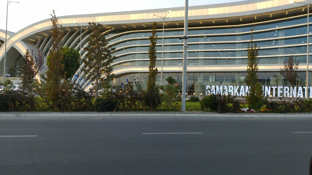 Oziq-ovqat bozori Chelak dehqon bozori, Chelak, foto