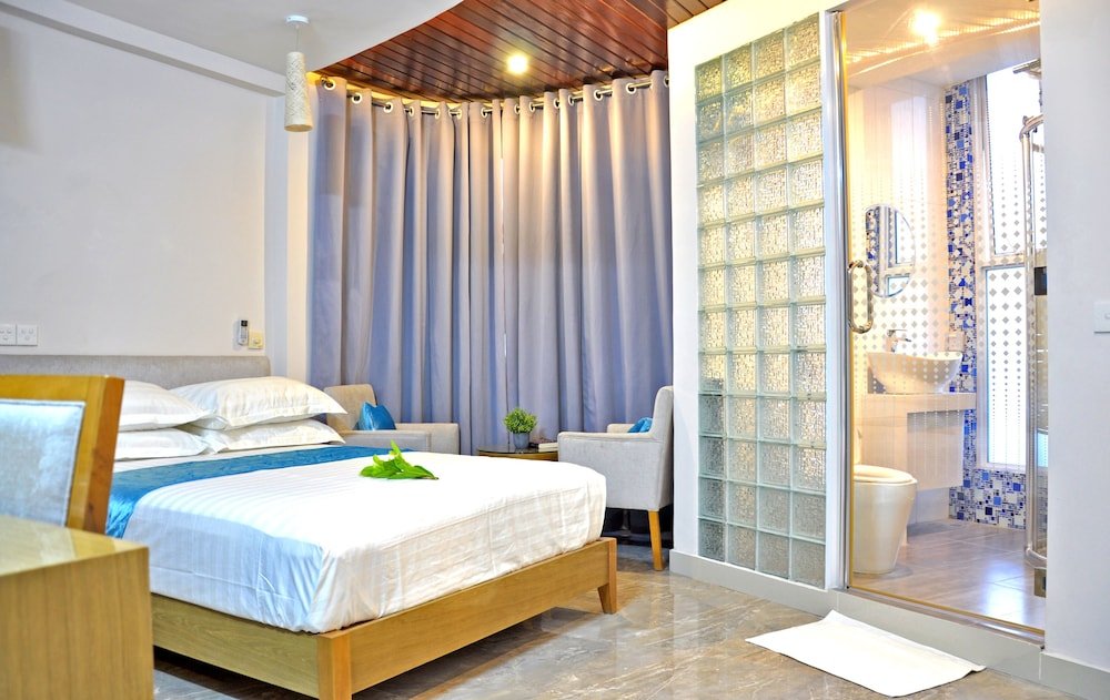 Фото Starshell Hotel