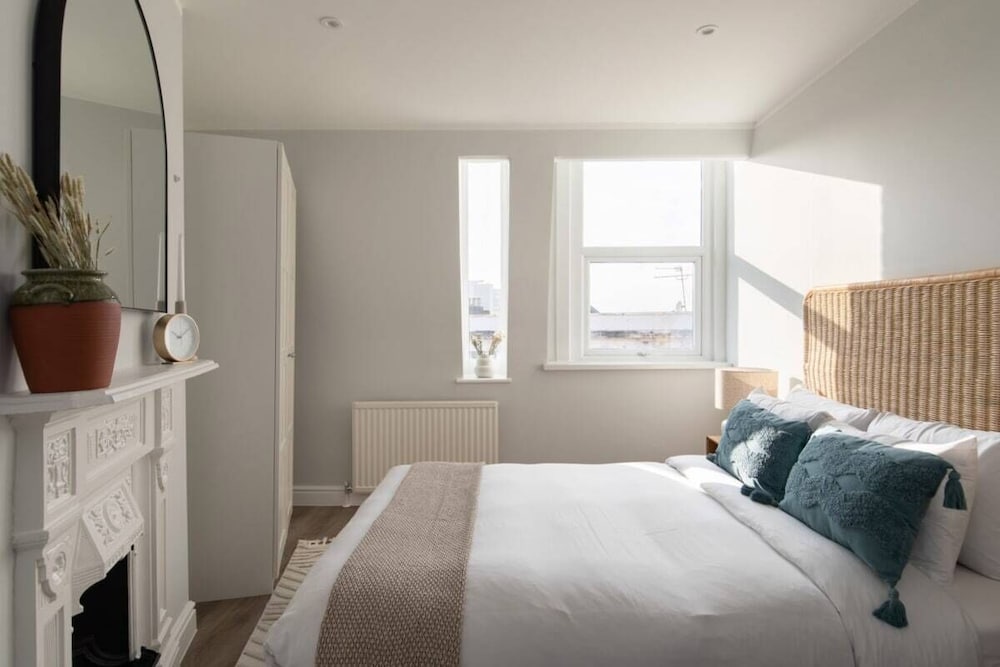 Фото The Hammersmith Nook - Captivating 5bdr Flat