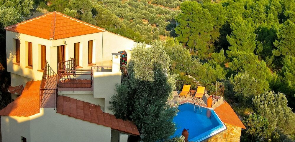 Фото Poikilma Alonissos Villas