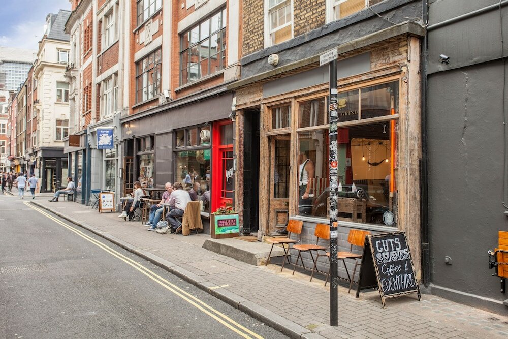 Фото Basic Apartment for Two Amazing Location