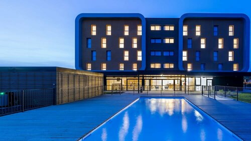 Гостиница The Originals City, Hôtel Le Relais des Deux Mers, Marmande Sud в Марманде