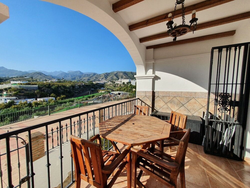 Фото 1011 Apartment Maribel