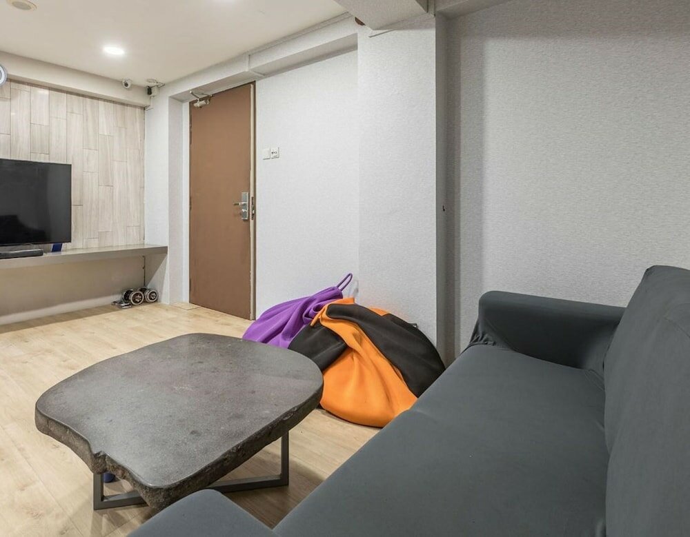 Фото K Space Inn Owen - Hostel