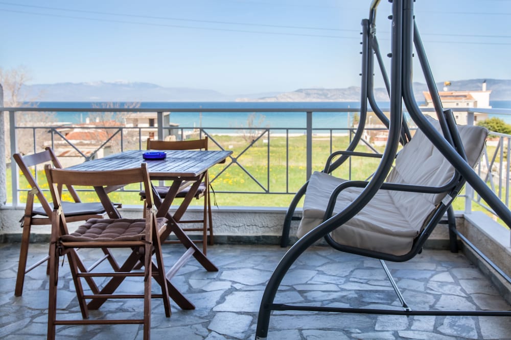 Фото Phoenix Beachside Condos