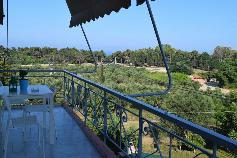 Фото Giota Rooms