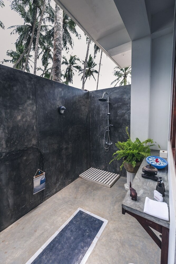 Фото Nirvana Beach Boutique Hotel