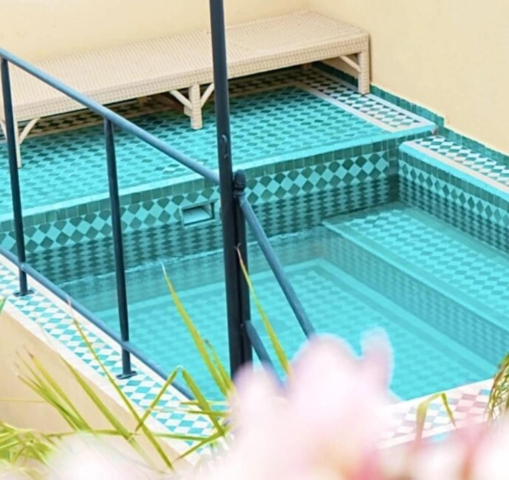 Фото Riad Zouhour