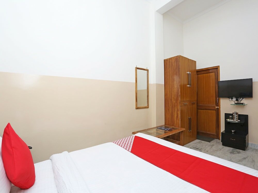 Фото Oyo 19638 Hotel Jay Continental