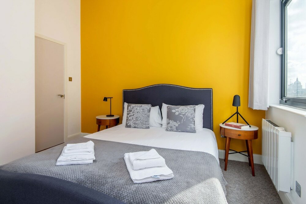 Фото Mulberry House London by City Living London