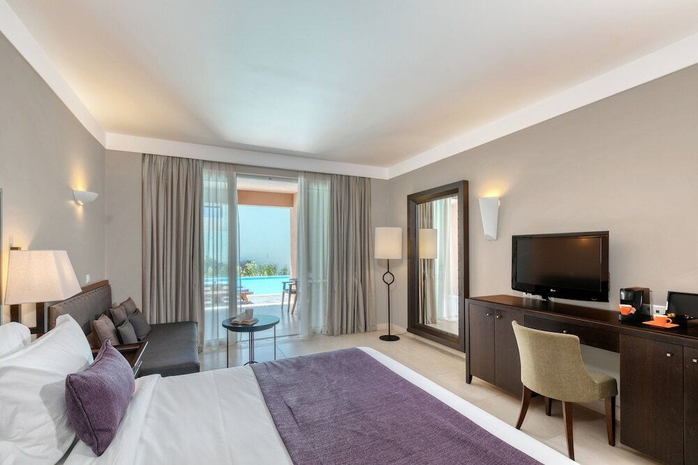 Фото Atlantica Belvedere Resort - Adults Only