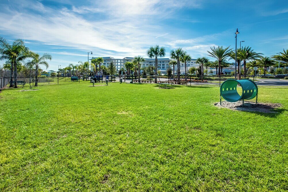 Фото 8000 Lost Shaker Lane