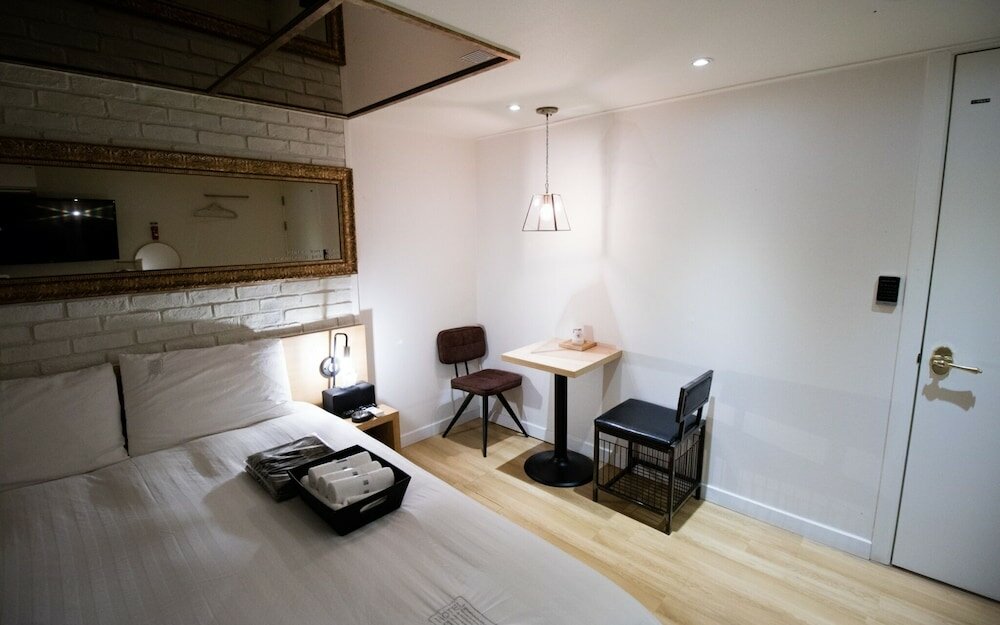 Фото Nonhyeon All In