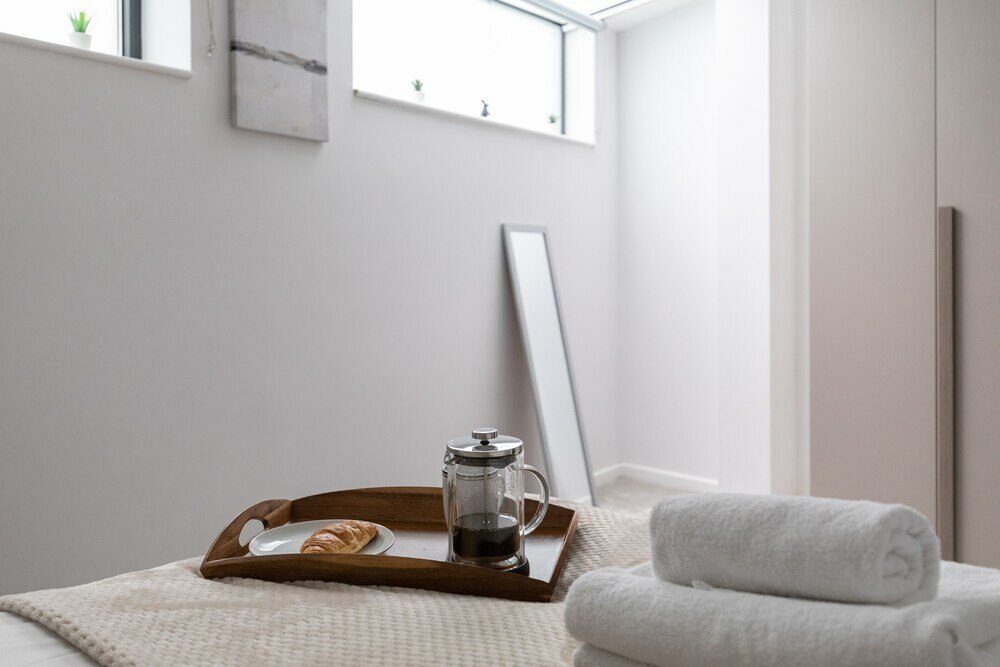 Фото Home. ly - London Camden Town Apartments