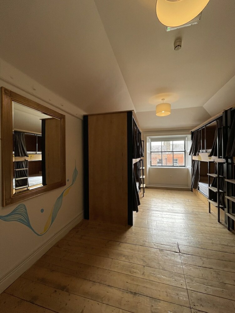 Фото Leevin Hostel George