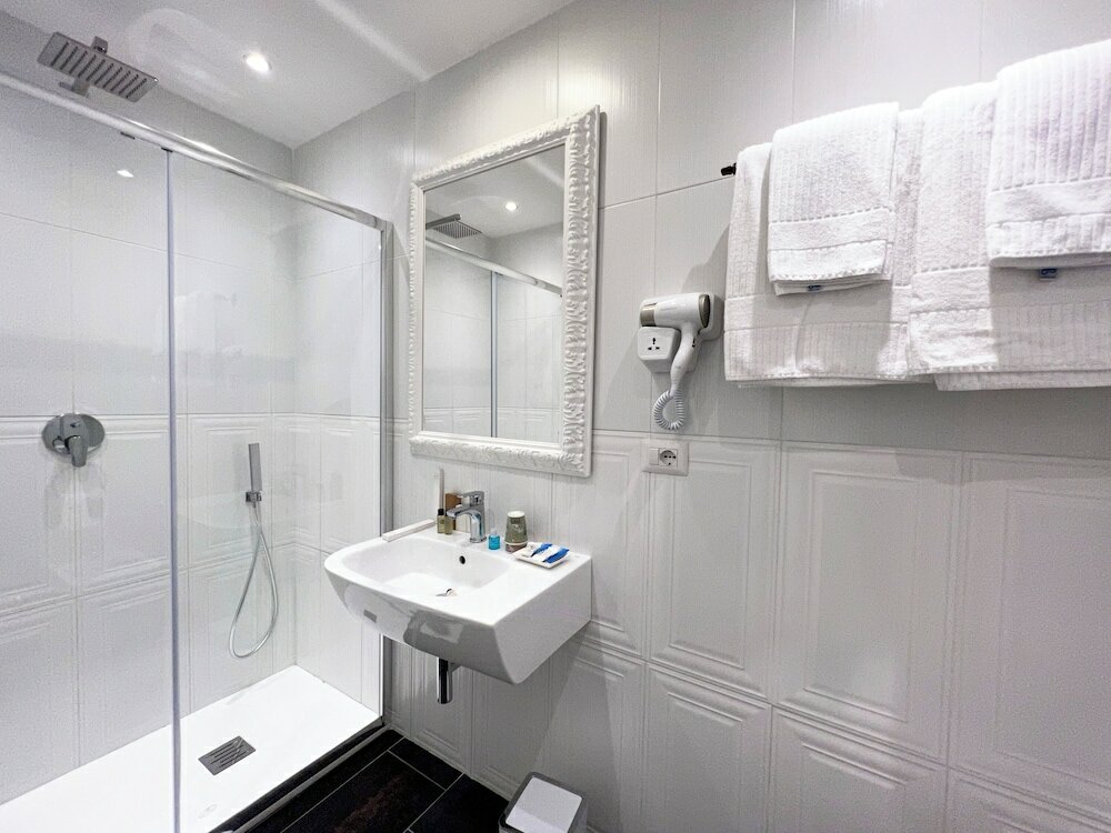 Фото Domus Deorum