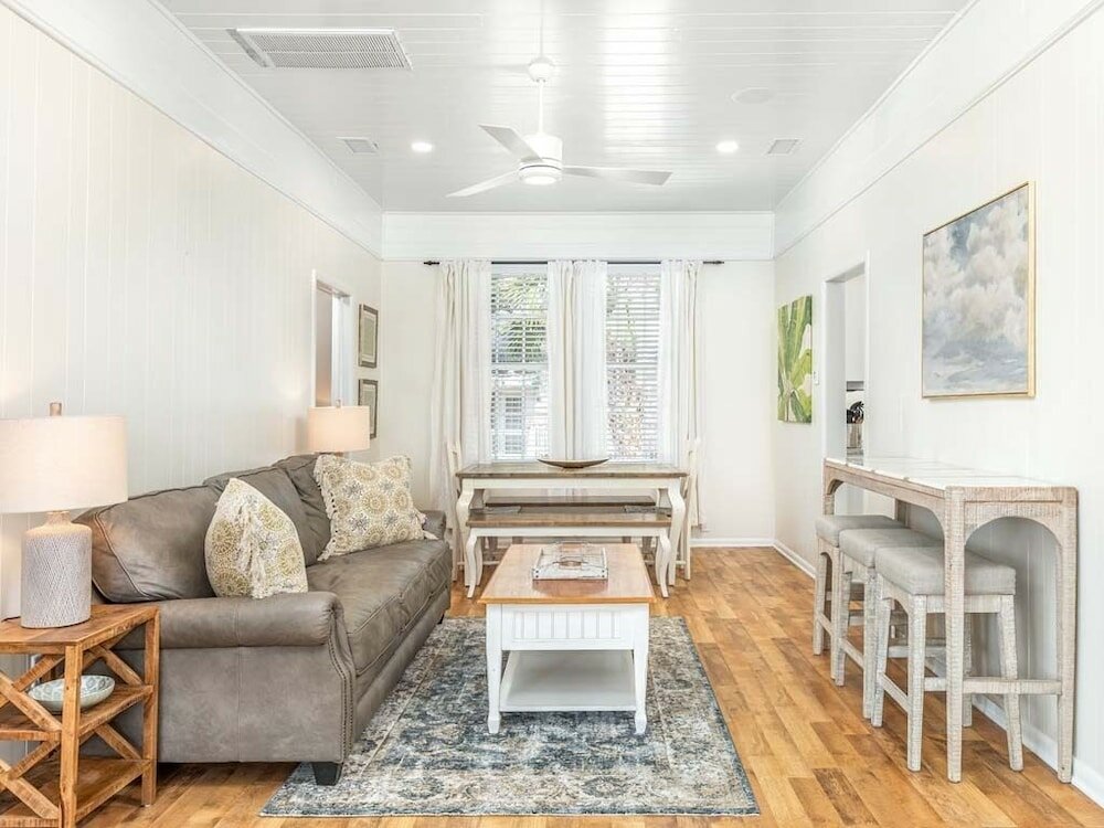 Фото Mullet Manor