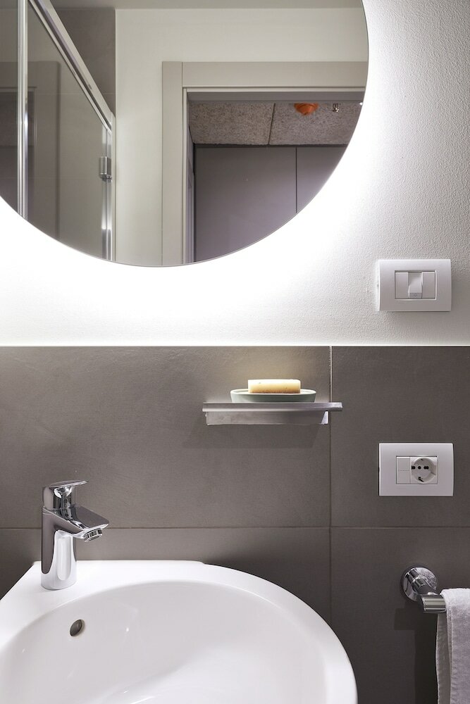 Фото Giovenale Milan Navigli