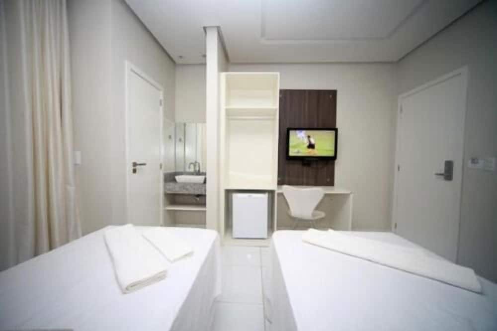 Фото Gênova Palace Hotel