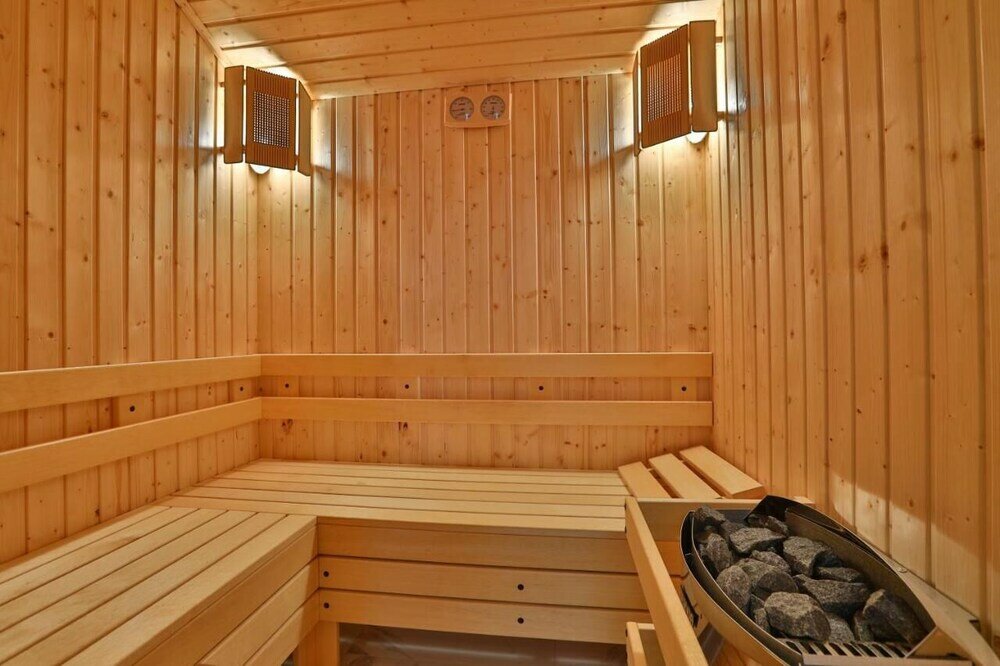 Фото Luxurious Chalet near Pirin Golf Resort