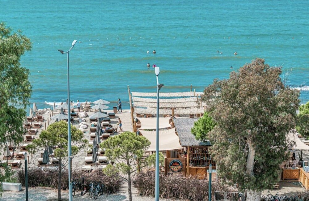 Фото Yacht Hotel