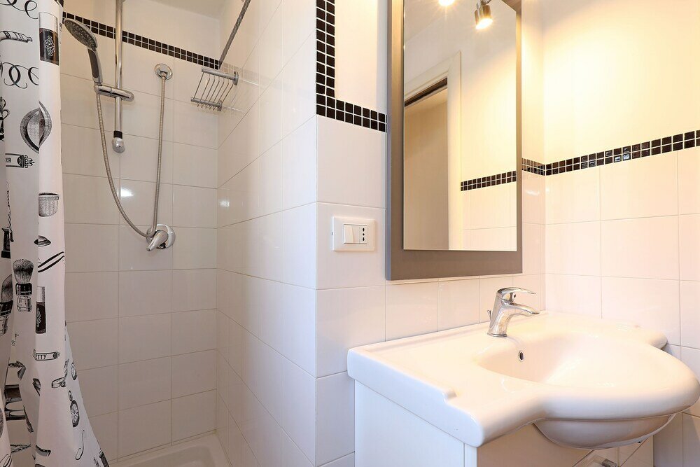 Фото Monserrato Apartment