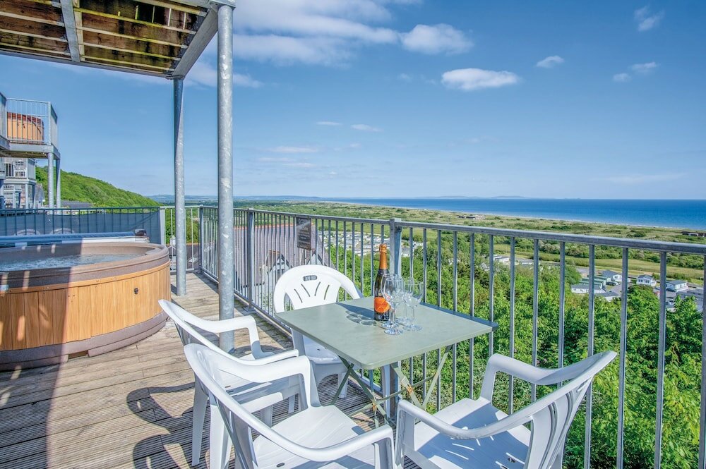 Фото Dunes End - 2 Bedroom Apartment - Pendine