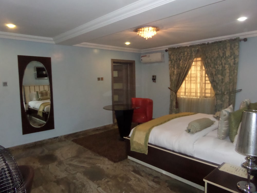 Фото Islanders lounge limited