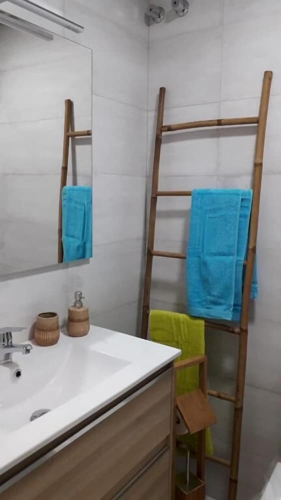 Фото Wish-Suite San Luis de Sevilla Apartment