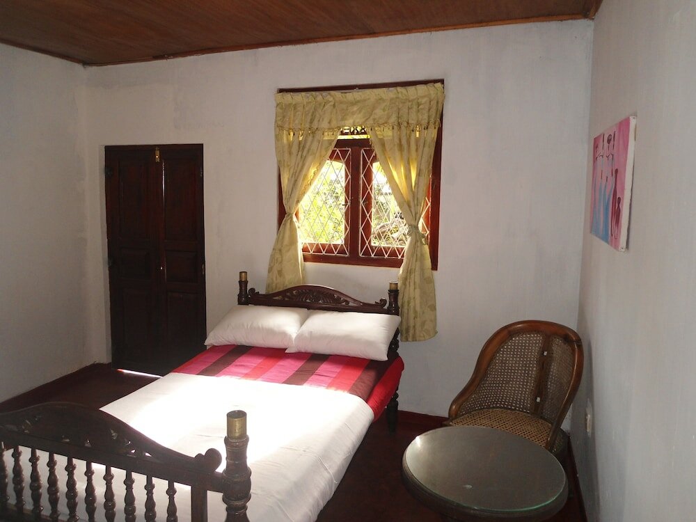 Фото Dinesh Homestay
