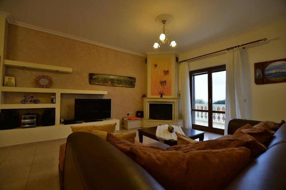 Фото Flisvos Villa