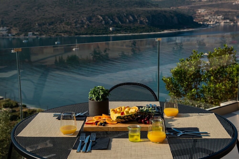 Фото Manifest Boutique Hotel