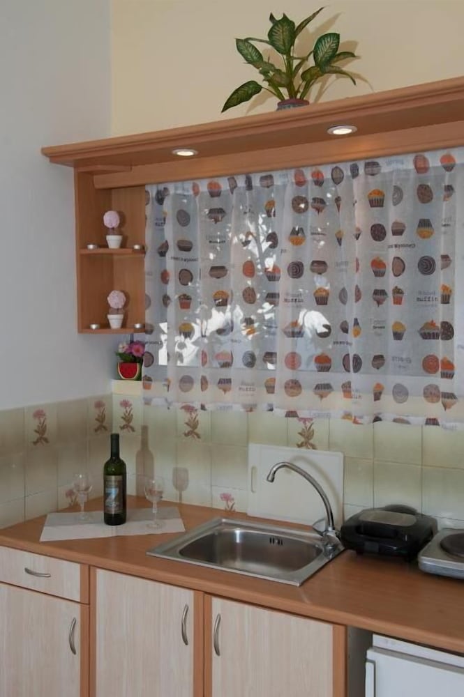 Фото Nikos Studios