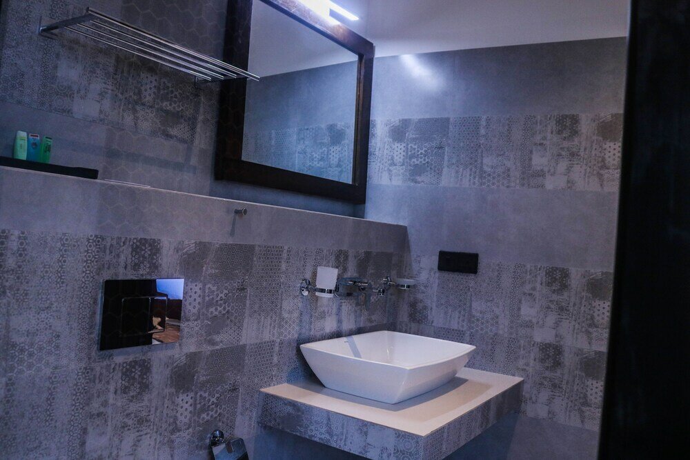 Фото Mzion Hotel Weligama