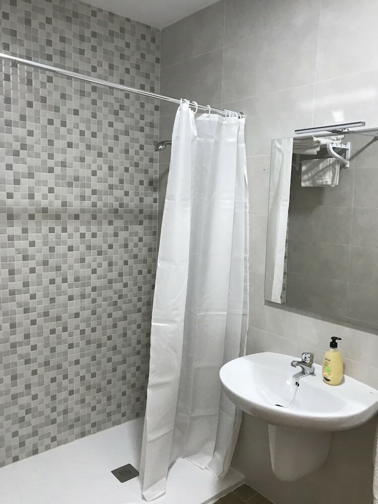 Фото Casa Rural Alonso Quijano 2