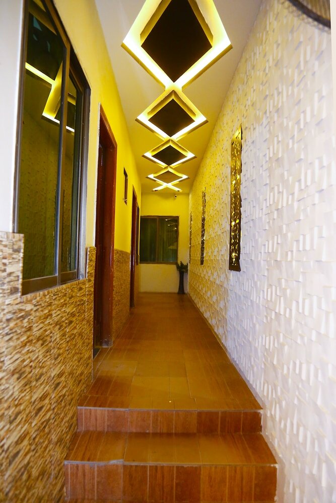 Фото New Taj Palace Hotel