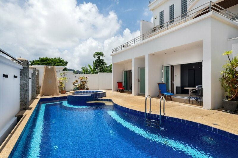 Гостиница Sky Pool Villa