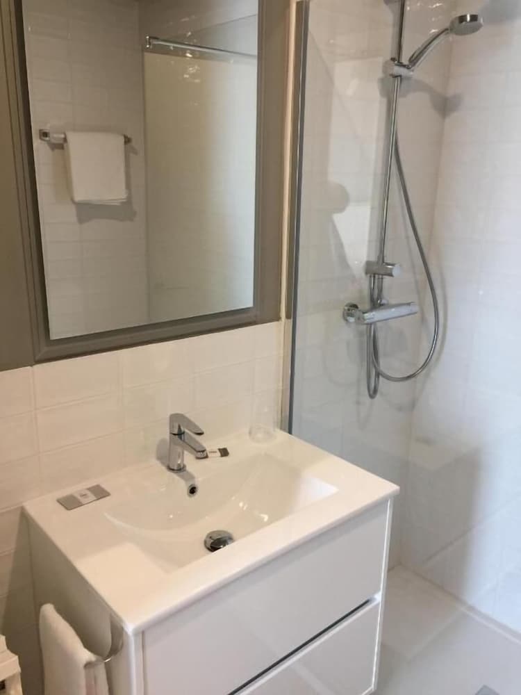 Фото Отель Terminus Puigcerdà